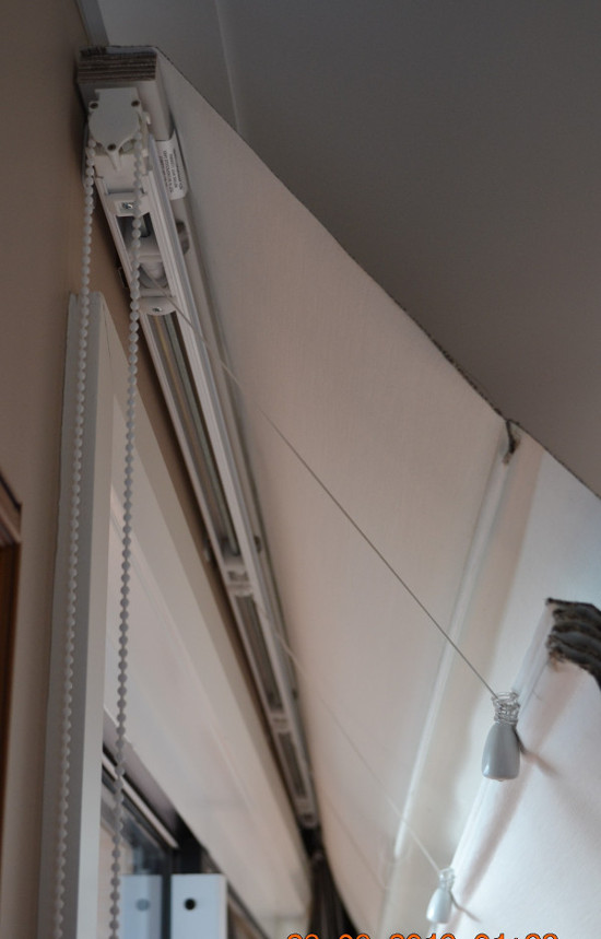 Roman blind head rail with chain and cord winder rod needs to be removed Roman blind head rail with chain and cord winder rod needs to be removed