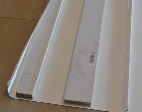 Roman blind original pelmet board was replaced Roman blind original pelmet board was replaced